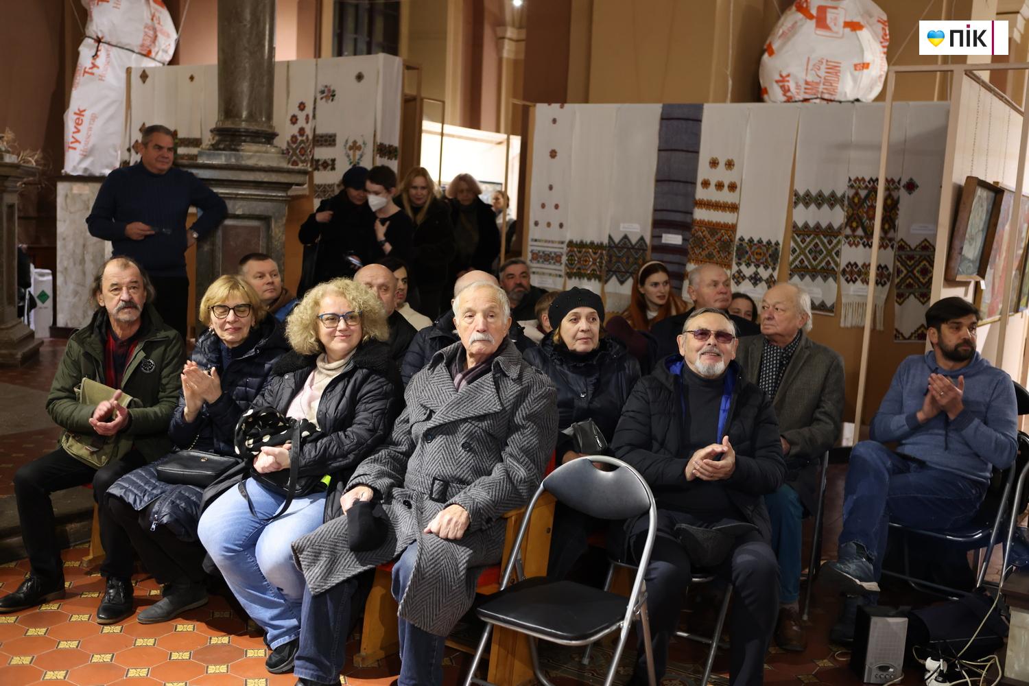 У Франківську презентували виставку до сторіччя Опанаса Заливахи (ФОТО) 21 G71A1441 resize