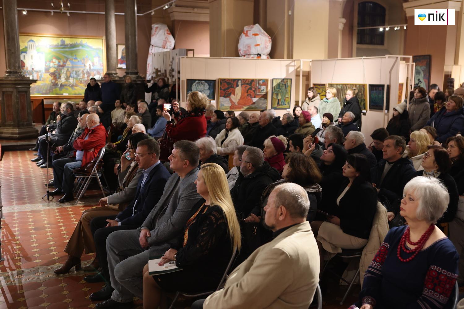 У Франківську презентували виставку до сторіччя Опанаса Заливахи (ФОТО) 11 G71A1746 resize