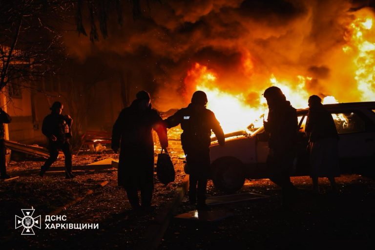 Пожежі та руйнування внаслідок ворожих ударів по Харкову: постраждали 32 людини, серед них діти 7 IMG 20251119 071815 450