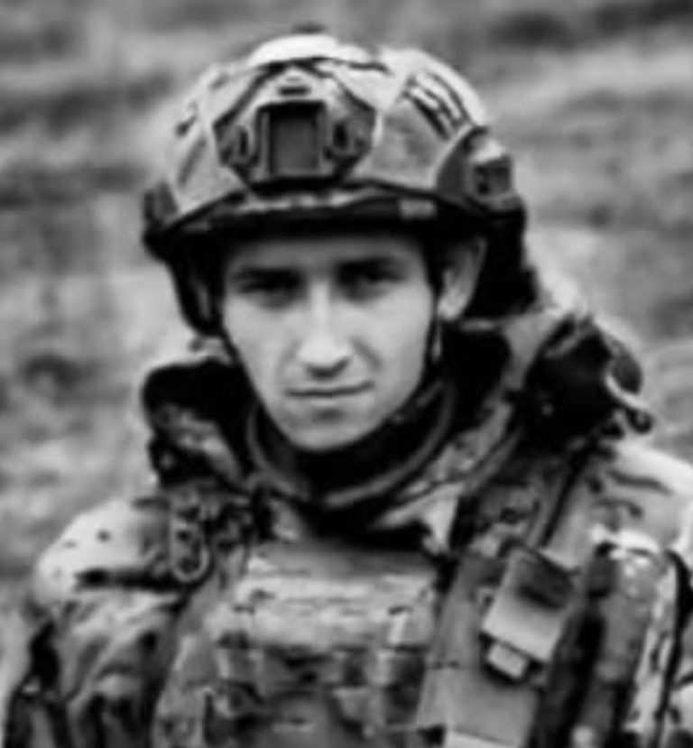 На фронті загинув захисник з Богородчанської громади Василь Попович 6 IMG 9711
