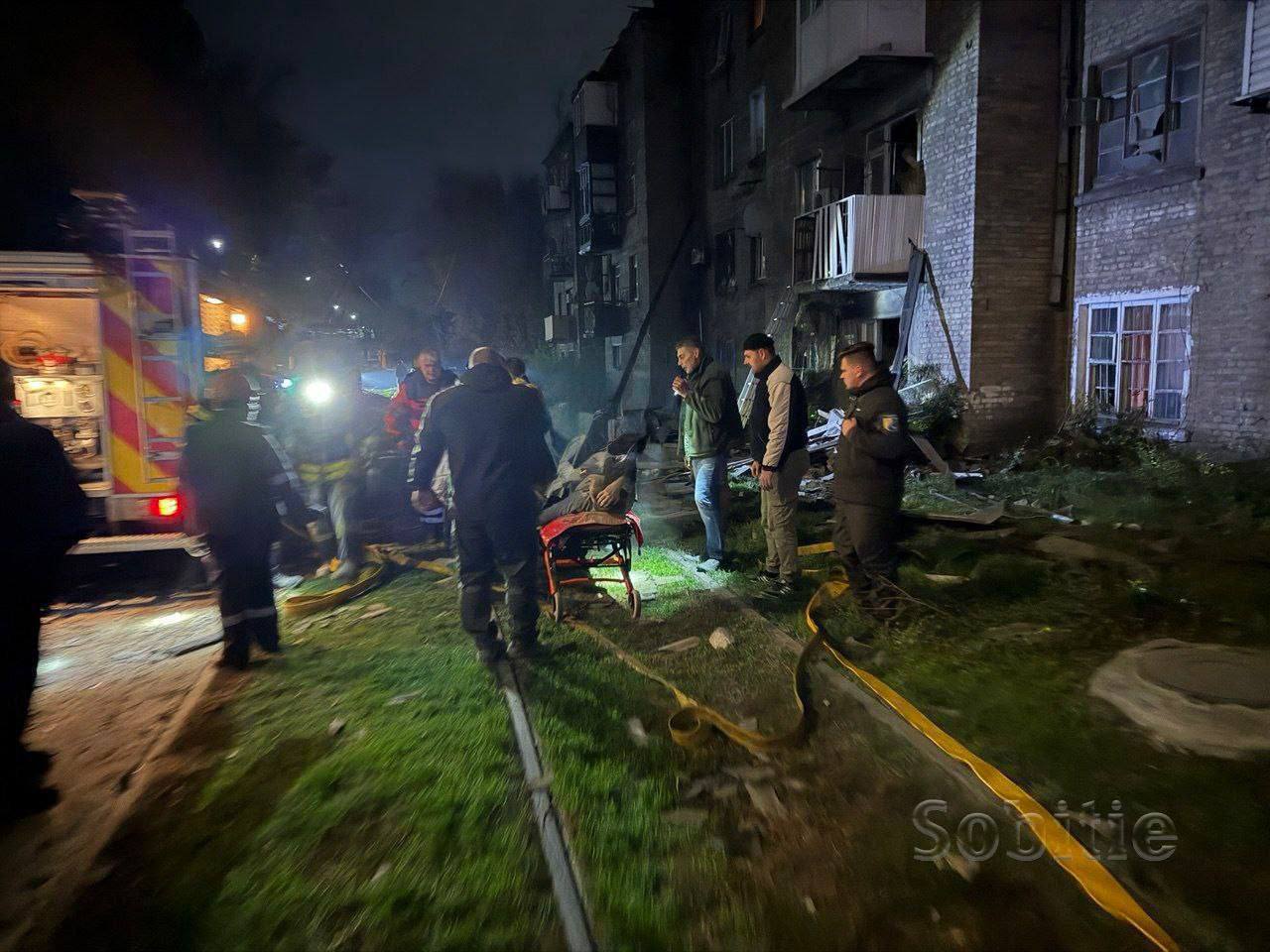 РФ атакувала Дніпропетровщину вночі: є поранені та руйнування (ФОТО) 4 photo 2025 11 06 07 28 16