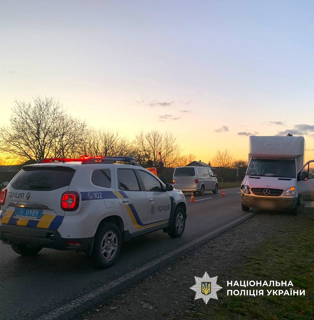 На Івано-Франківщині "Спрінтер" смертельно травмував велосипедиста (ФОТО) 1 photo 2025 11 18 18 46 21