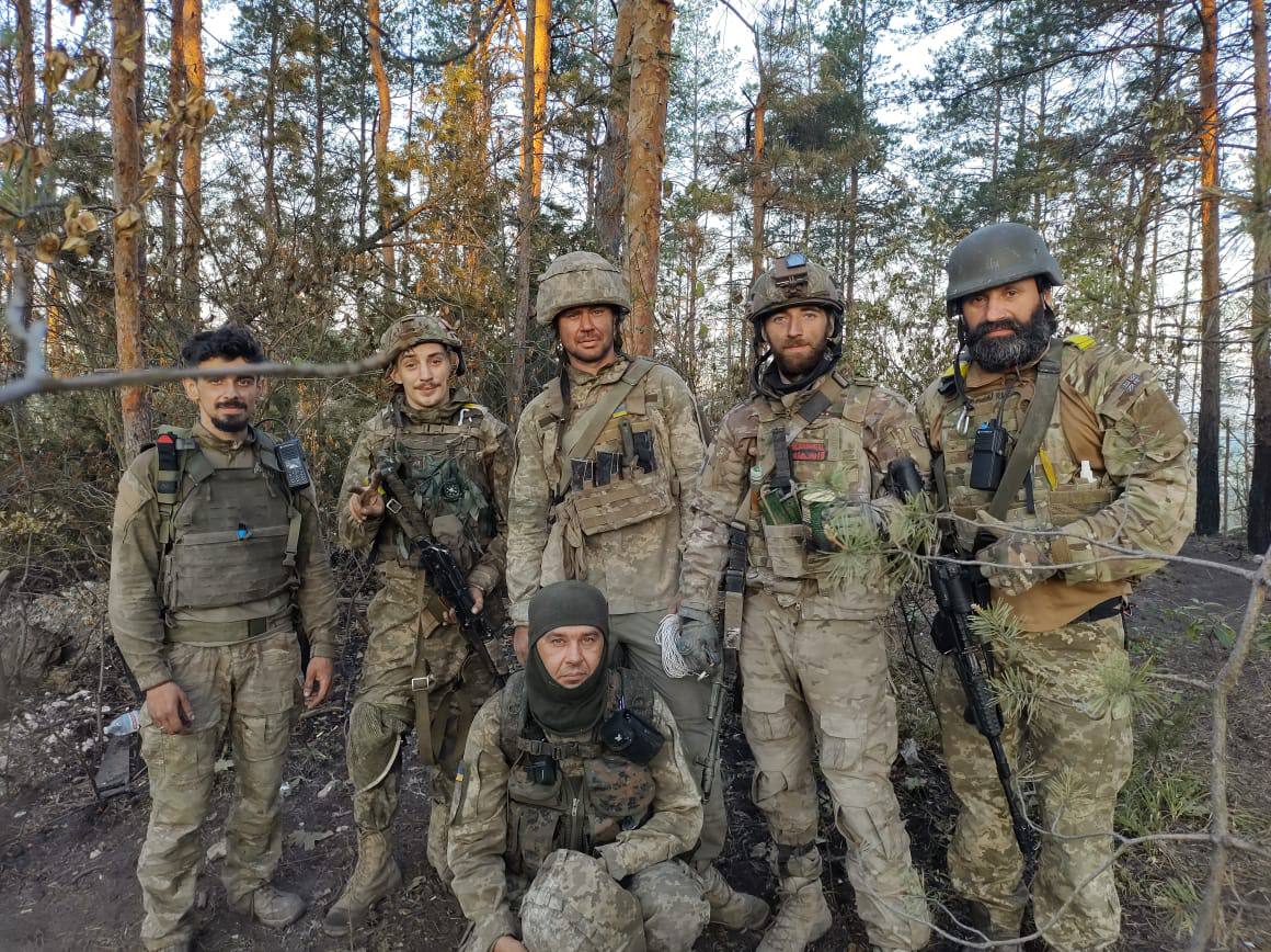 "Хочу бути прикладом для наслідування": ветеран з Прикарпаття виготовляє екоогорожі на експорт (ФОТО) 2 photo 2025 11 24 17 34 21 4