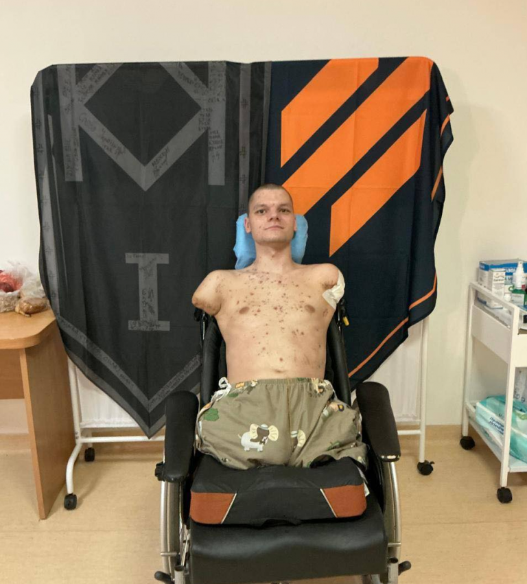 Скандал у «ПриватБанку»: ветерану війни відмовили у видачі картки