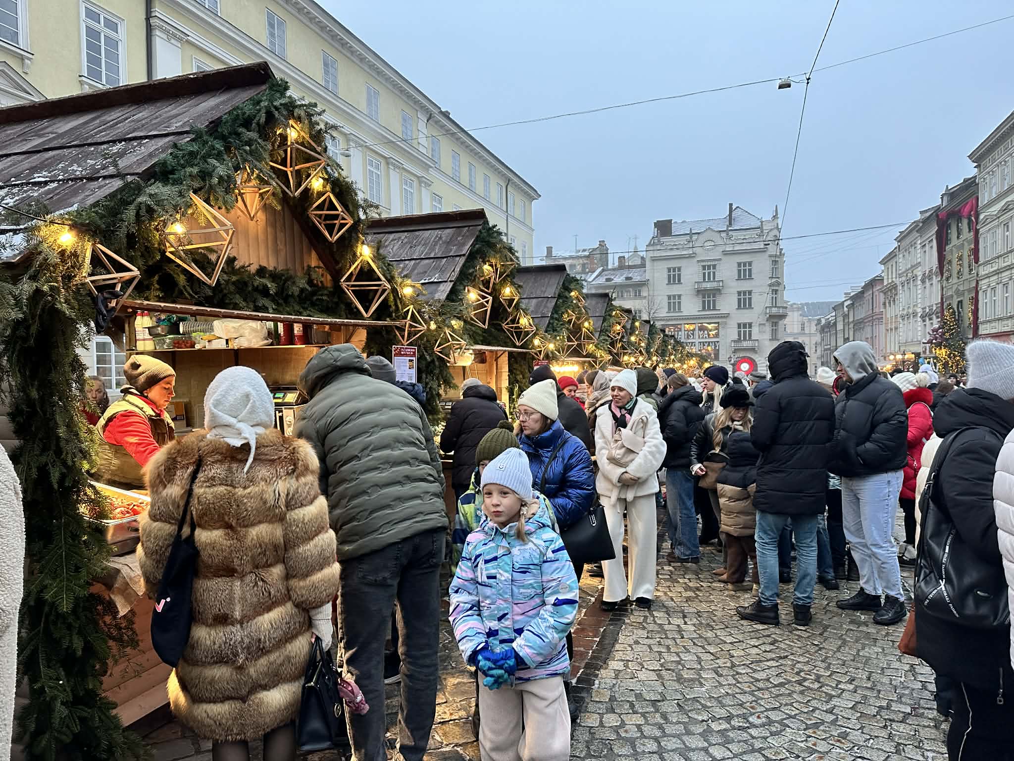 4b9218c6 1456 4abc b9fa f813d612e469