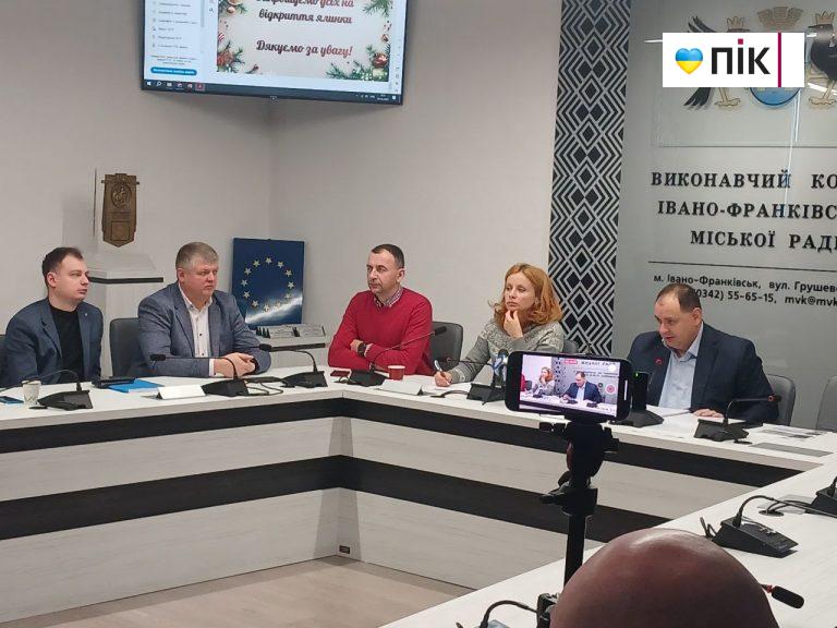 У Івано-Франківську в листопаді побільшало ДТП та шахрайств 2 У Івано-Франківську в листопаді побільшало ДТП та шахрайств