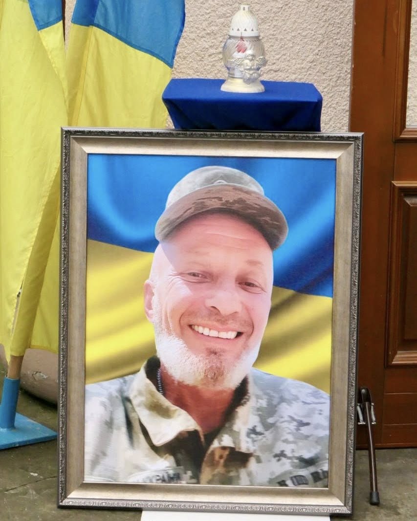 У Калуській громаді провели в останню путь бійця Миколу Католу (ФОТО) 1 592346007 888357180382450 1619449281846855196 n