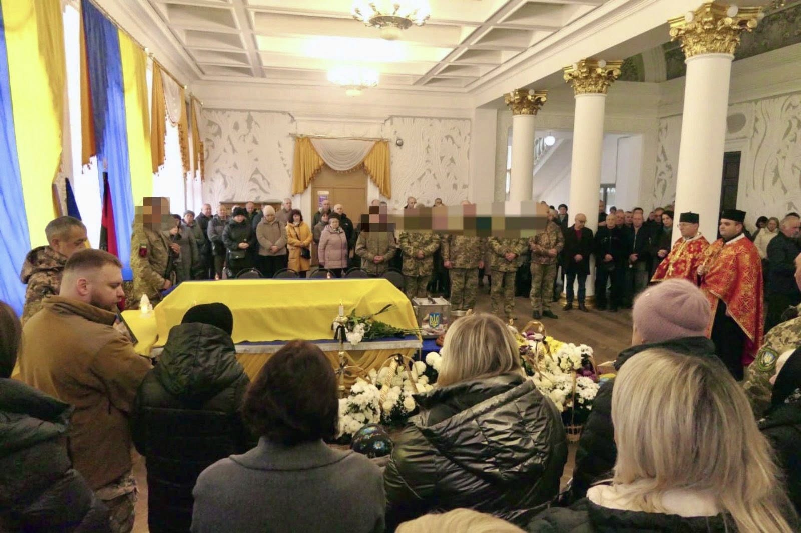 У Калуській громаді провели в останню путь бійця Миколу Католу (ФОТО) 3 593784637 888357280382440 8945358183764204480 n