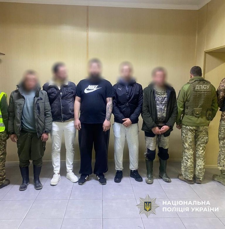 На Прикарпатті викрили канал нелегальної втечі за кордон: затримали двох організаторів (ФОТО) 10 594100343 857619513578946 3088161558280232541 n