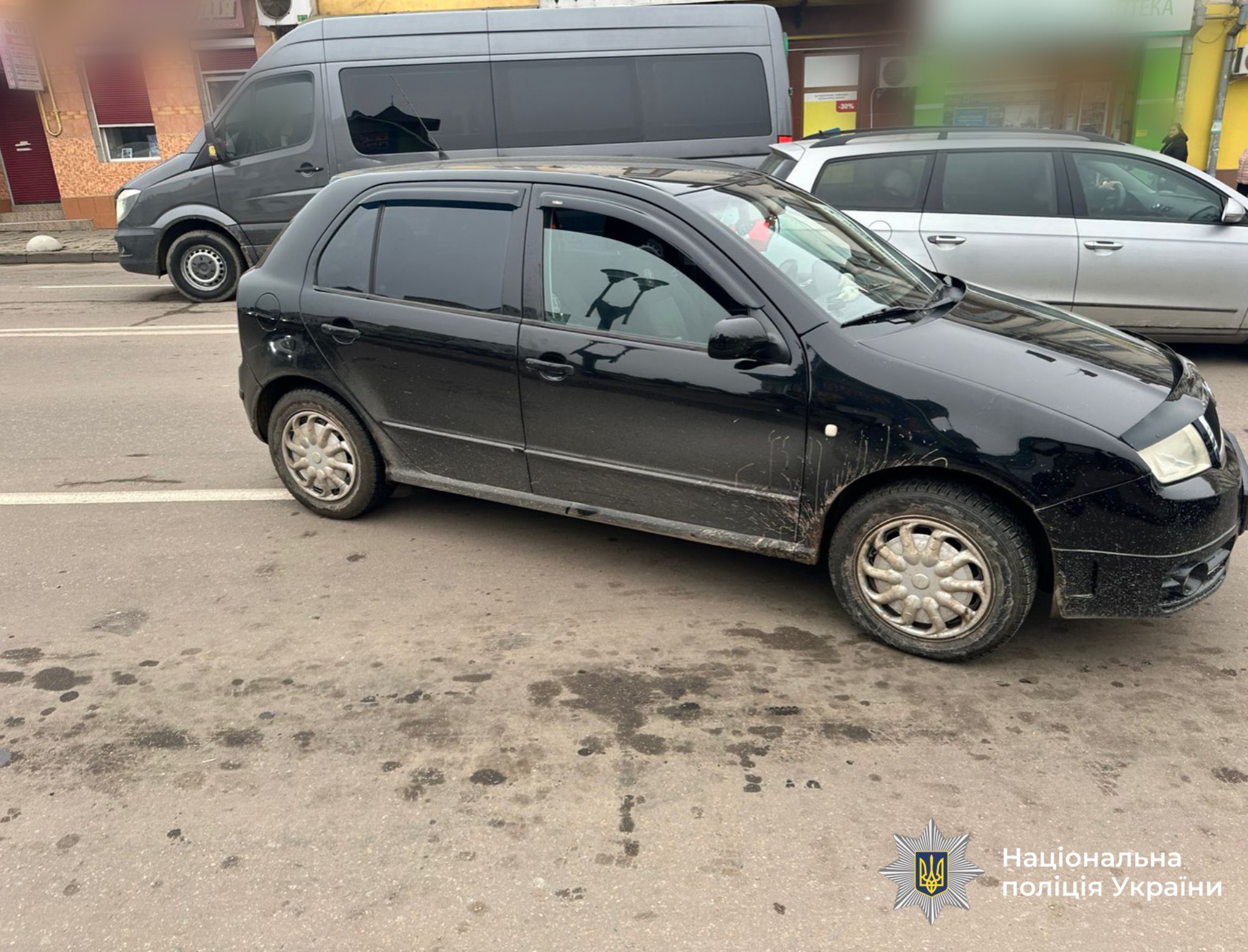 У Коломиї водій «Skoda Fabia» наїхав на велосипедиста (ФОТО) 2 У Коломиї водій «Skoda Fabia» наїхав на велосипедиста (ФОТО)