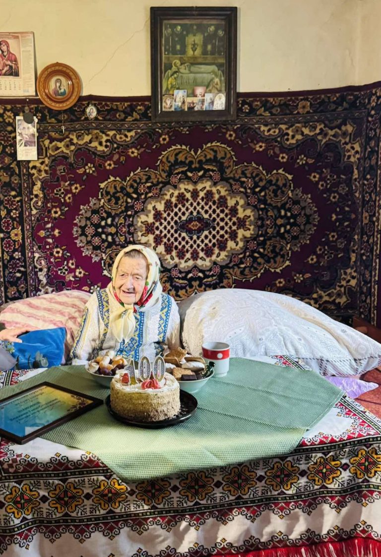 Жителька Яремче відзначила 100-річний ювілей (ФОТО) 10 594448729 4184921341823458 6339122836319032872 n