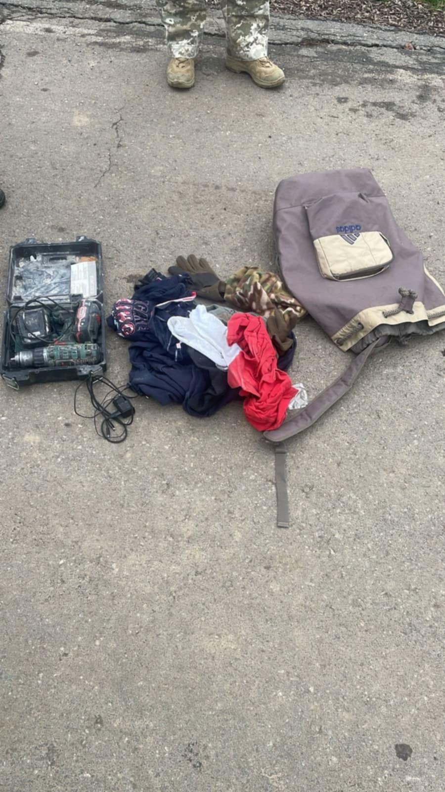 На кордоні чоловік повідомив про бомбу в рюкзаку та погрожував підірвати прикордонників (ФОТО) 2 598258049 1190750279902066 7817441048897349921 n