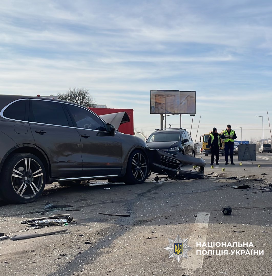 У поліції розповіли подробиці смертельної ДТП у Франківську (ФОТО) 2 599923248 869034249104139 1217048734747485664 n