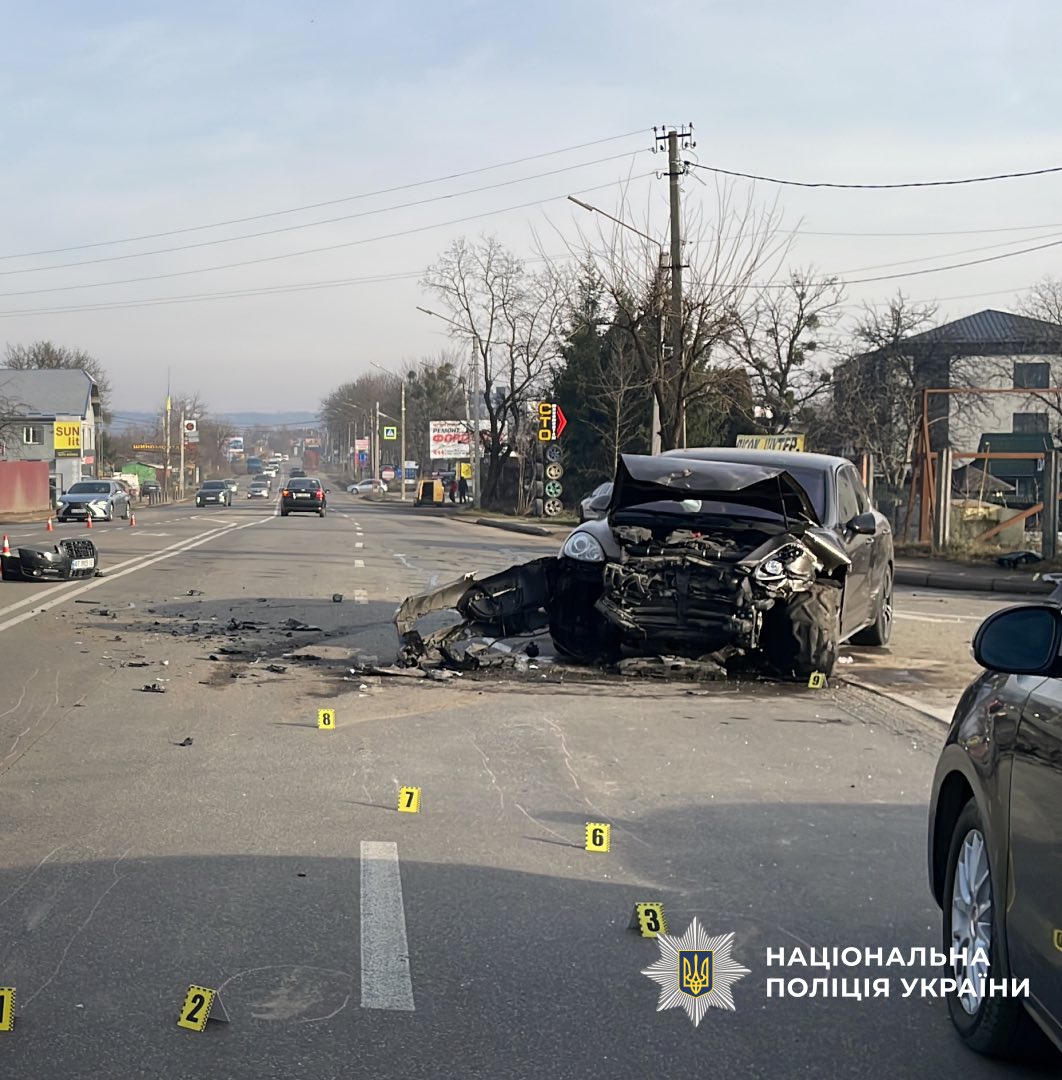 У поліції розповіли подробиці смертельної ДТП у Франківську (ФОТО) 5 599950599 869034285770802 3722766461184804871 n