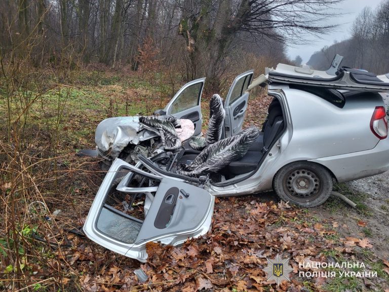Автотроща на Львівщині: зіткнулися три автомобілі (ФОТО) 14 604906354 1295484705956631 7508818514833465154 n