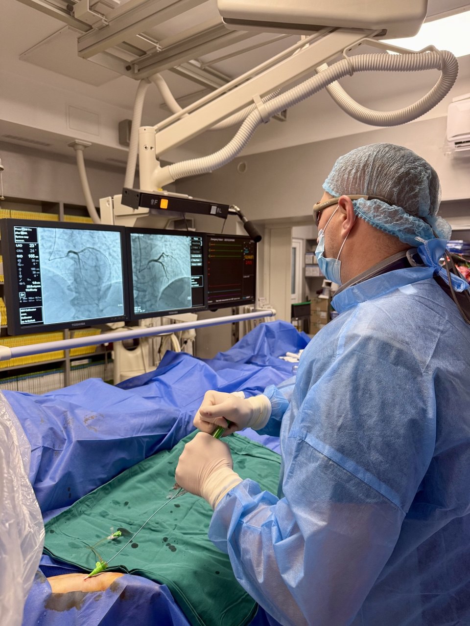 Франківські медики пролікували за рік майже 500 пацієнтів з гострим інфарктом: наймолодшому - 35 років 6 605773443 1315668407245906 5175208015325912805 n