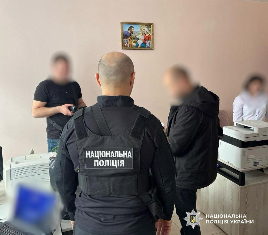 Дві львів'янки "продали" 25 дітей іноземцям за кордон для незаконного всиновлення (ФОТО) 3 69381bbe5de0a783720741