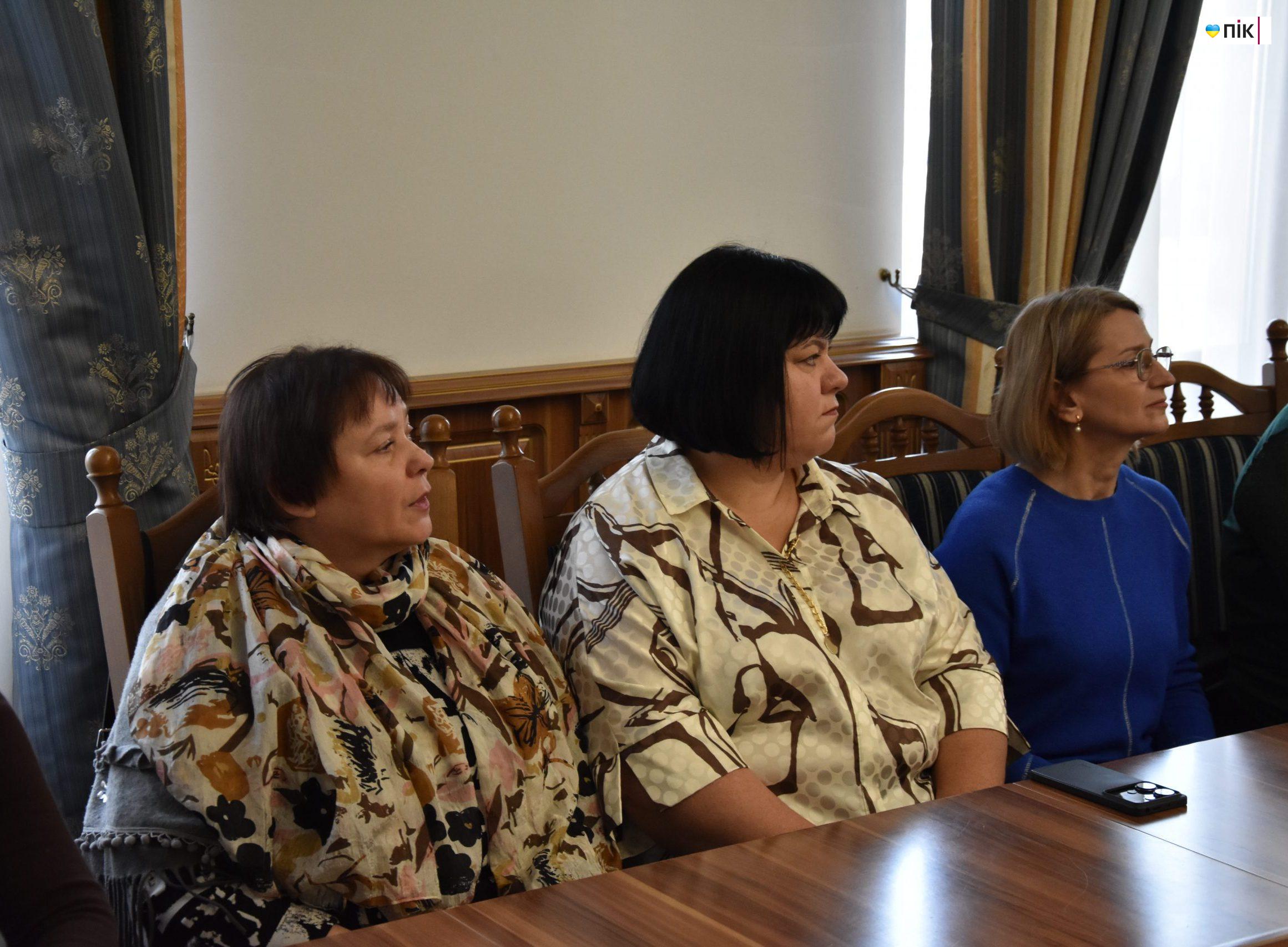 Івано-Франківський обласний центр зайнятості відзначає 35 років (ФОТОРЕПОРТАЖ) 61 DSC 0523 1 scaled e1765977664877