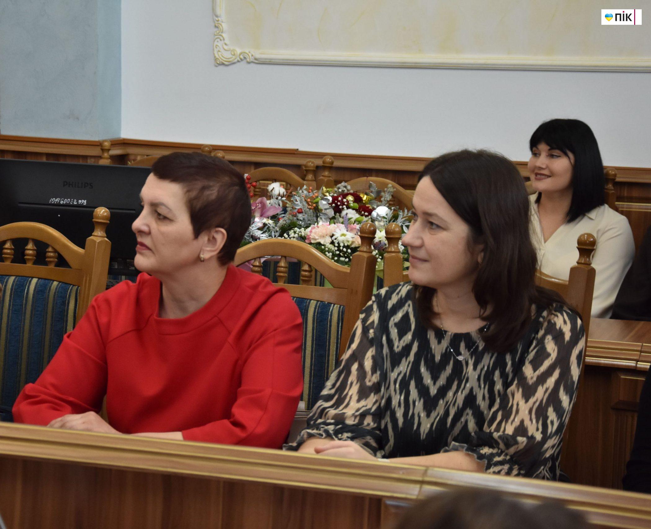 Івано-Франківський обласний центр зайнятості відзначає 35 років (ФОТОРЕПОРТАЖ) 54 DSC 0553 scaled e1765977487352