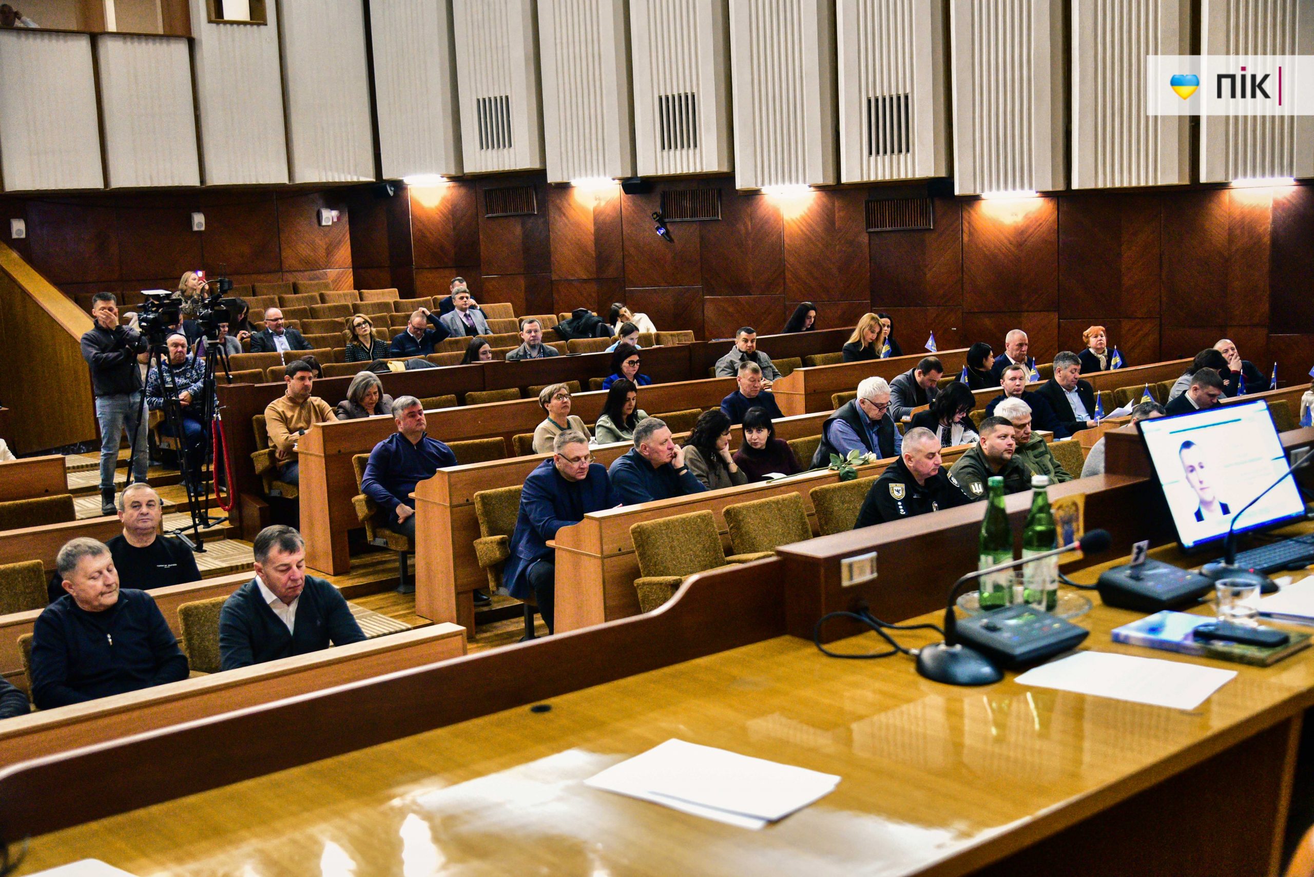 У Франківську відбулася 45-та сесія облради: що цікавого розглянули депутати (ФОТОРЕПОРТАЖ) 8 DSC 6532 scaled