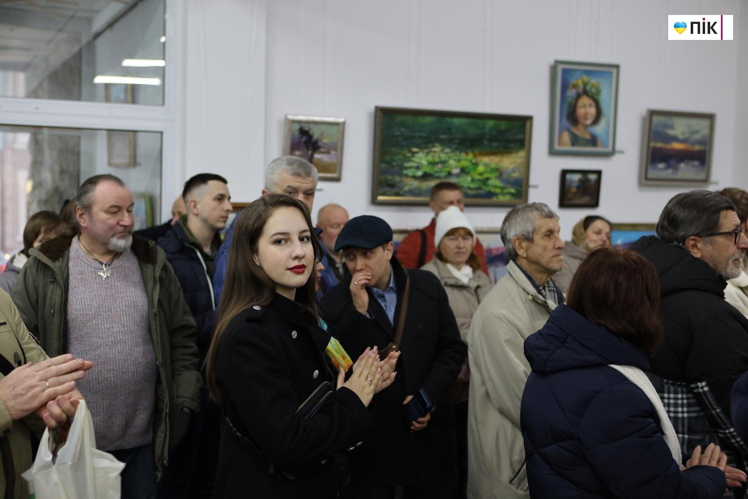 Люди Прикарпаття: на виставці Богдана Кузіва "Мелодія живопису" (ФОТО) 18 G71A0053 resize