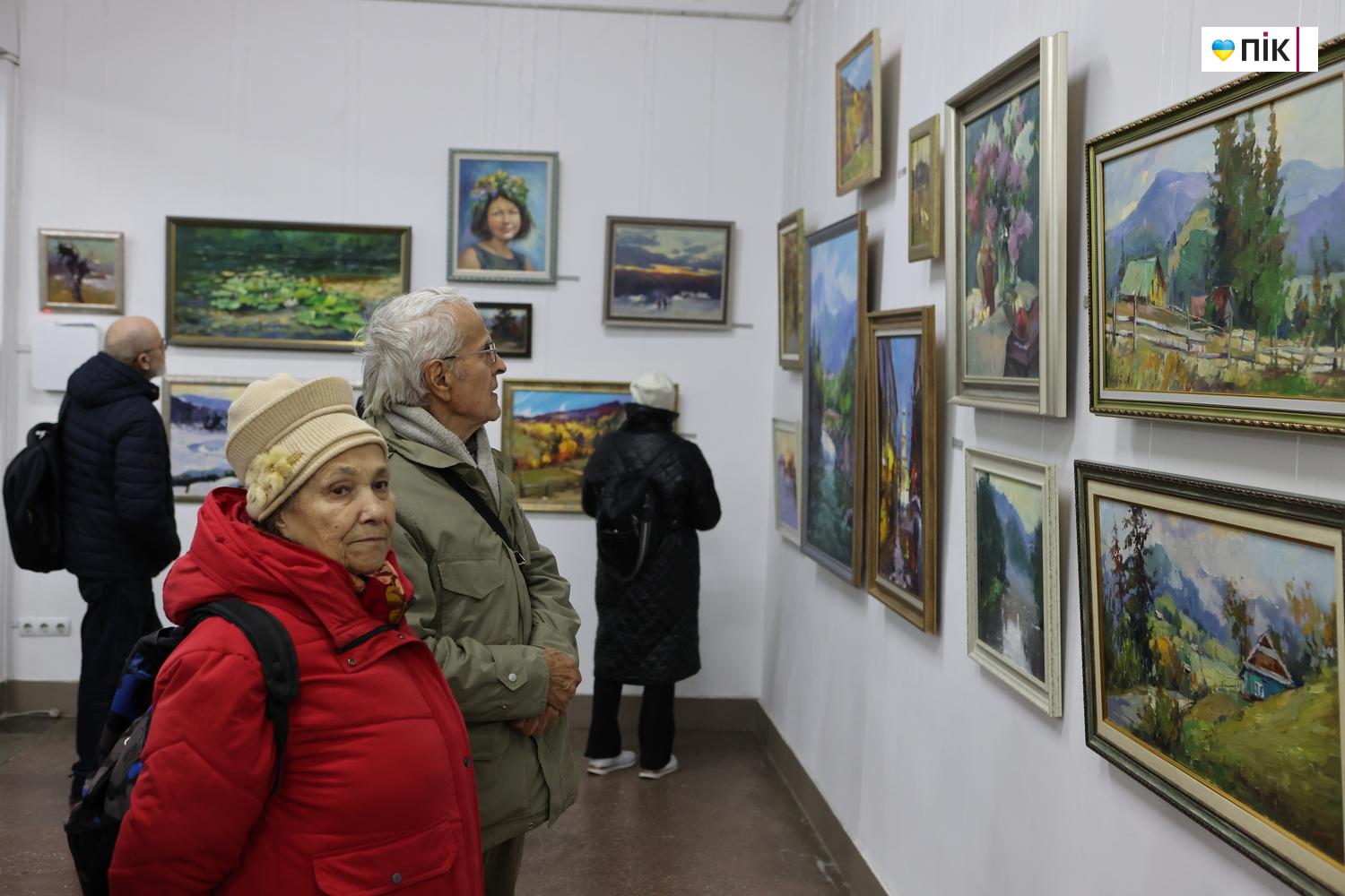 Люди Прикарпаття: на виставці Богдана Кузіва "Мелодія живопису" (ФОТО) 21 G71A0057 resize