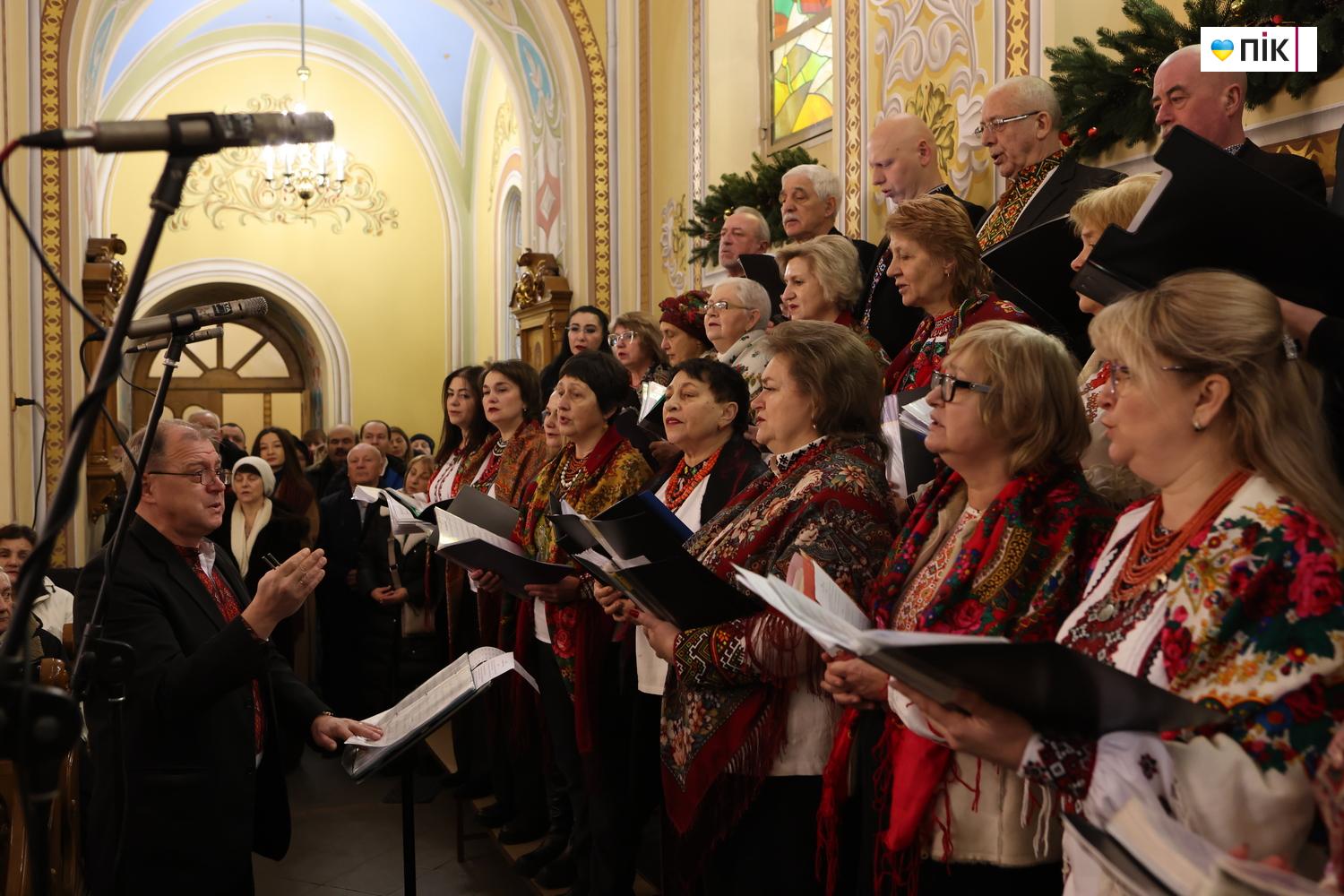 Люди Прикарпаття: на відкритті фестивалю "Коляда на Майзлях" (ФОТО) 15 G71A2159 resize