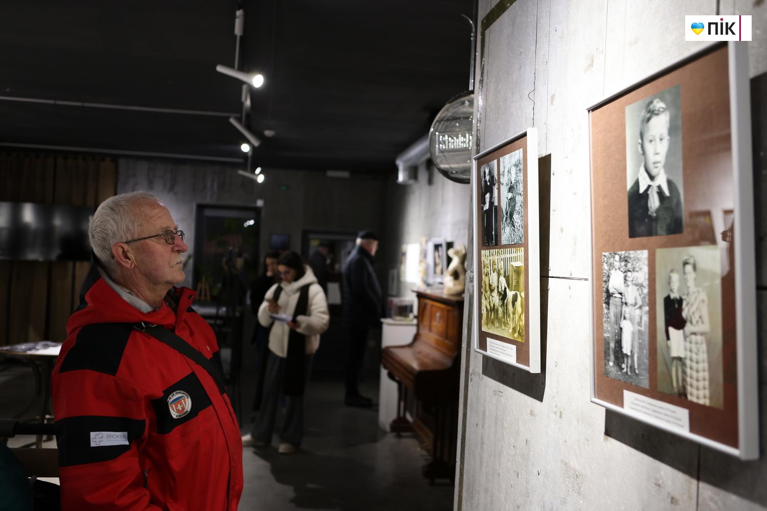 Люди Прикарпаття: на вечорі пам’яті Олега Лишеги в Івано-Франківську (ФОТО) 16 G71A2172 resize
