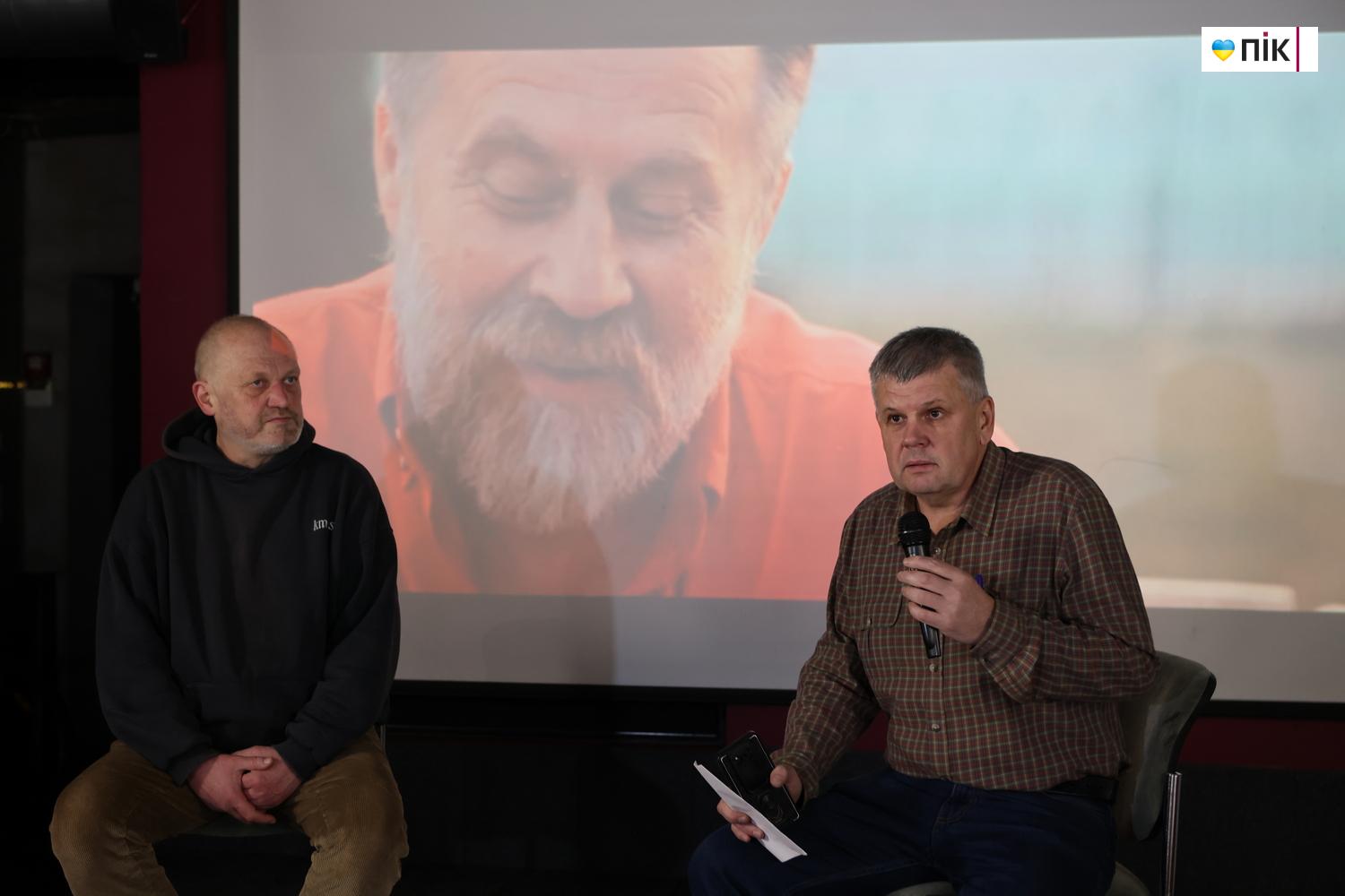 Люди Прикарпаття: на вечорі пам’яті Олега Лишеги в Івано-Франківську (ФОТО) 30 G71A2725 resize