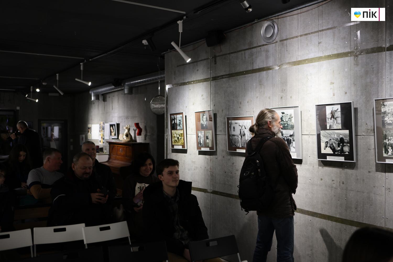 Люди Прикарпаття: на вечорі пам’яті Олега Лишеги в Івано-Франківську (ФОТО) 37 G71A3055 resize