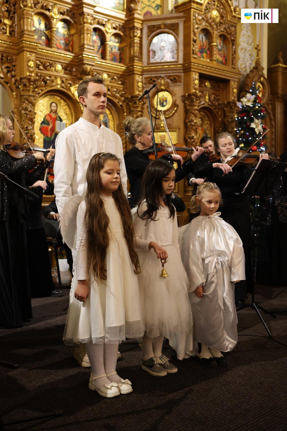 Люди Прикарпаття: на відкритті фестивалю "Коляда на Майзлях" (ФОТО) 18 G71A3802 resize