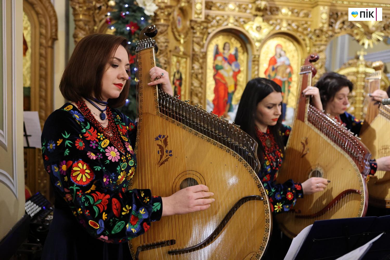 Люди Прикарпаття: на відкритті фестивалю "Коляда на Майзлях" (ФОТО) 10 G71A3825 resize