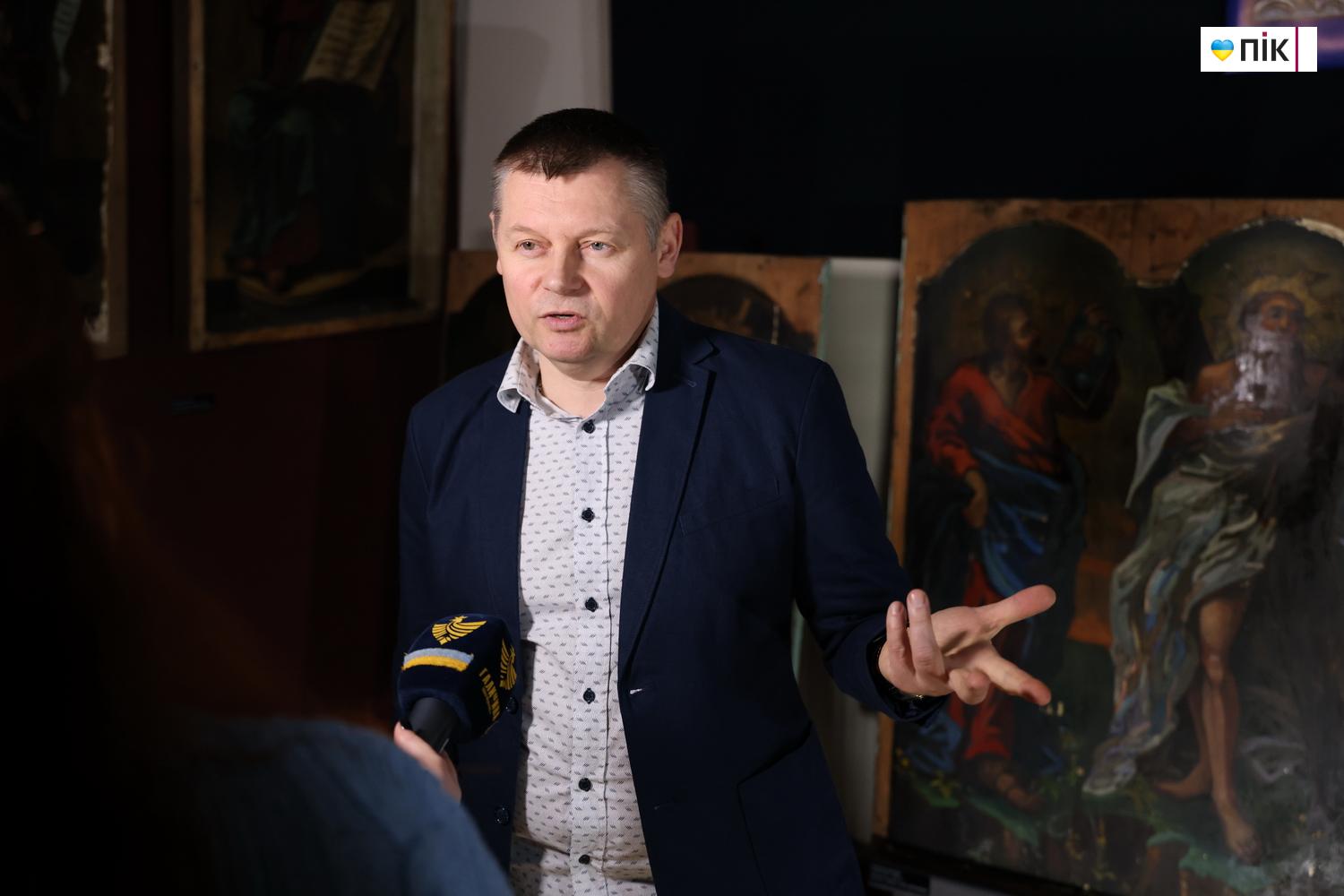 "Сакральне сучасне": у Франківську відкрили експозицію відреставрованих музейних раритетів (ФОТО) 22 G71A7993 novyj razmer