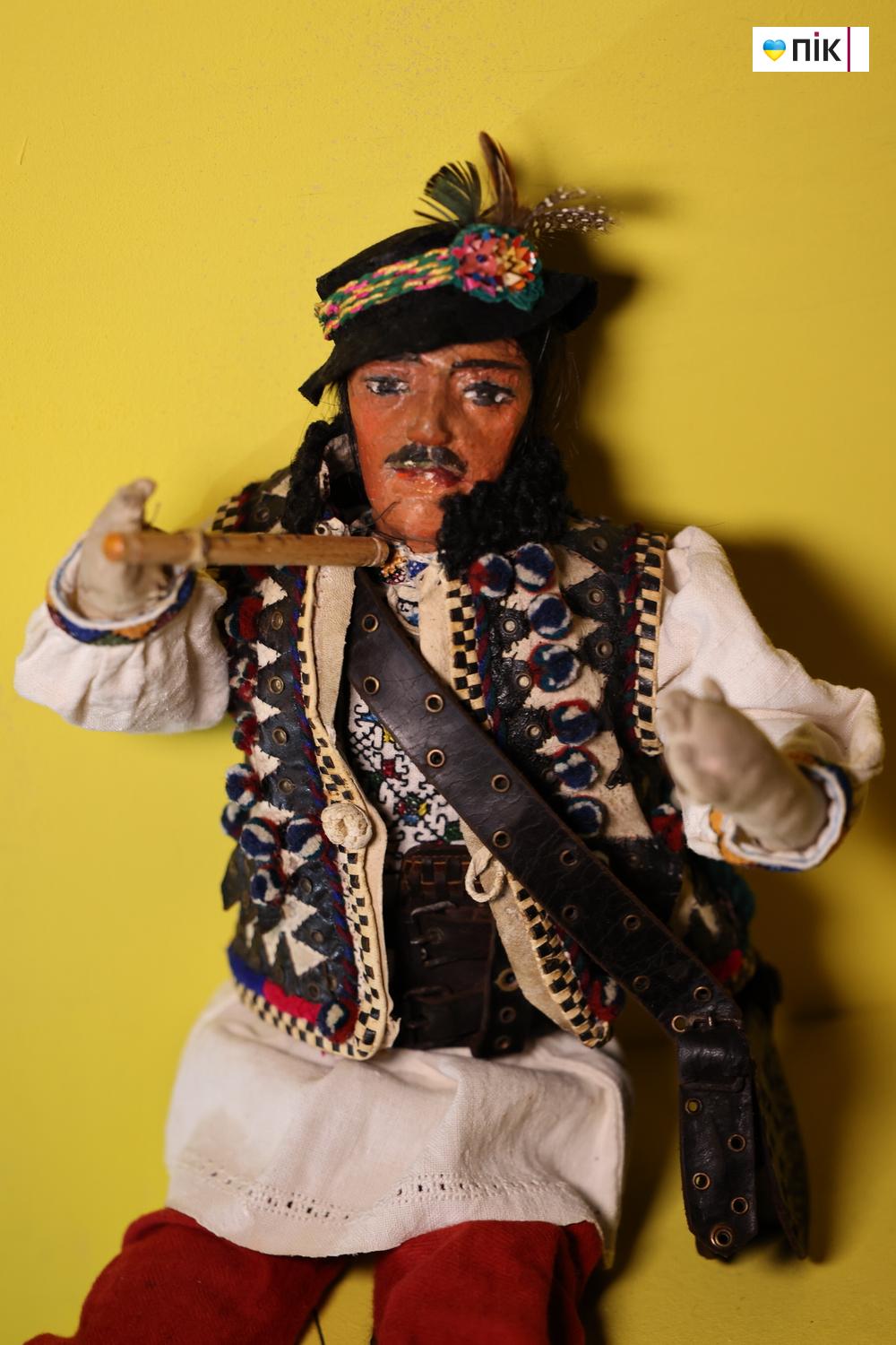 "Сакральне сучасне": у Франківську відкрили експозицію відреставрованих музейних раритетів (ФОТО) 4 G71A8651 novyj razmer