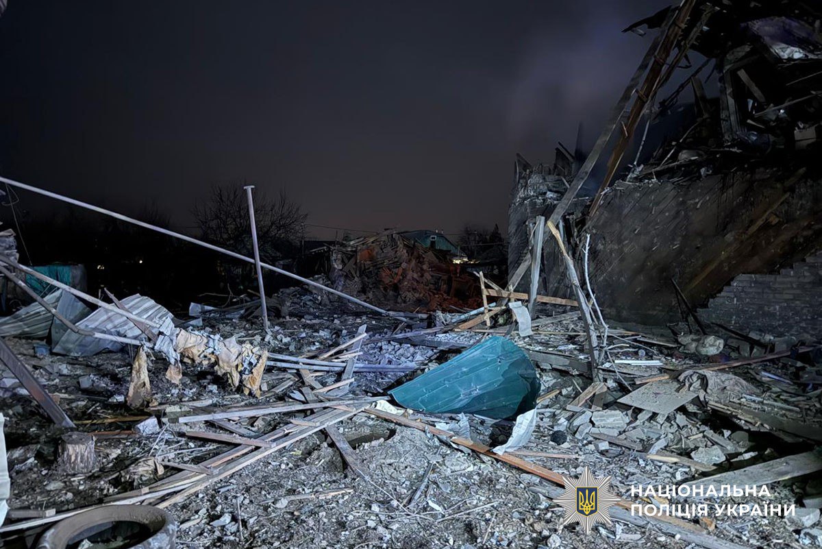 Ворог атакував Слов’янськ авіабомбами: поранені дорослі та діти 3 IMG 20251203 213740 635