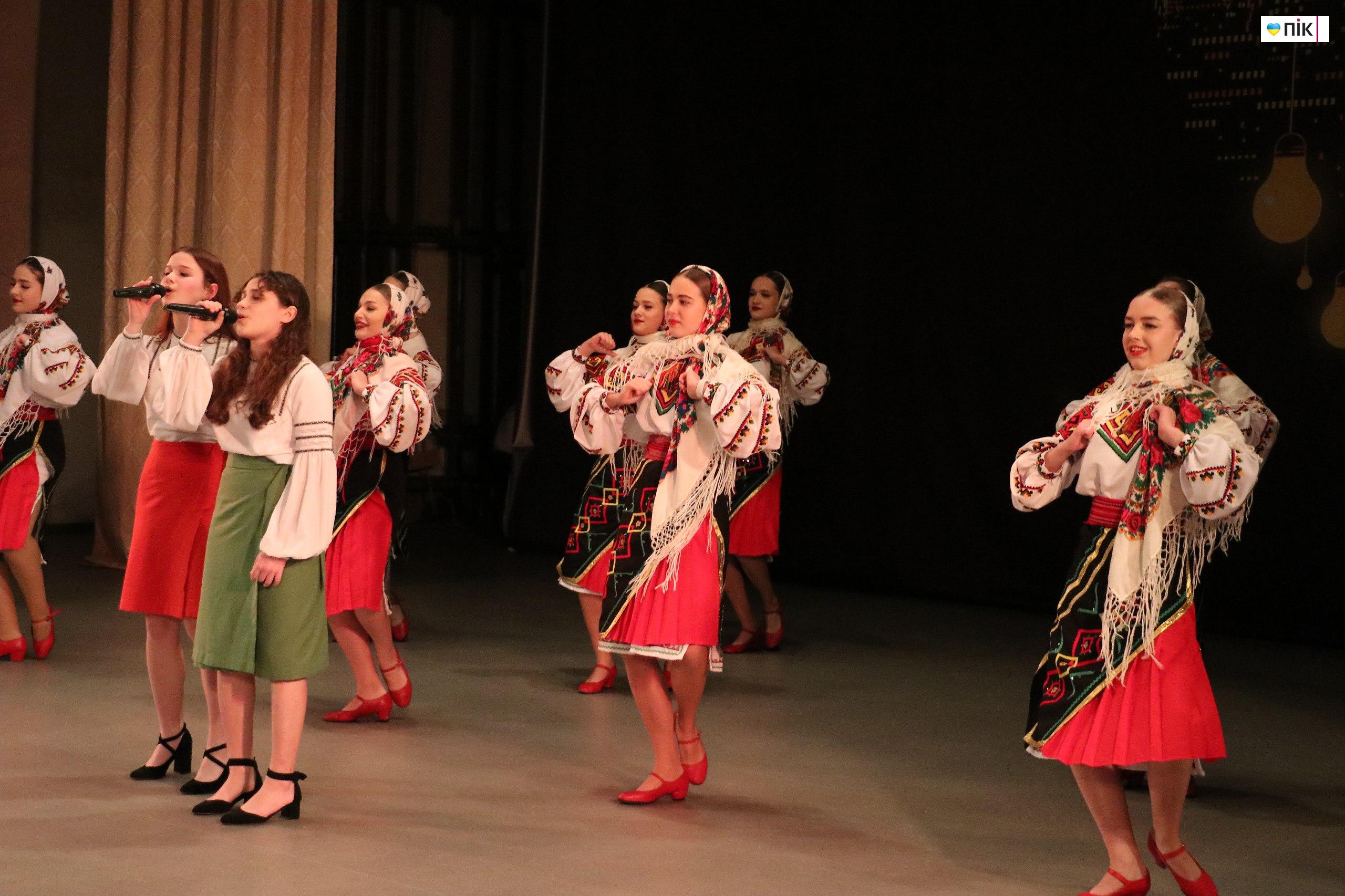 У Бурштині відзначили День енергетика (ФОТОРЕПОРТАЖ) 34 IMG 20251222 200127 311