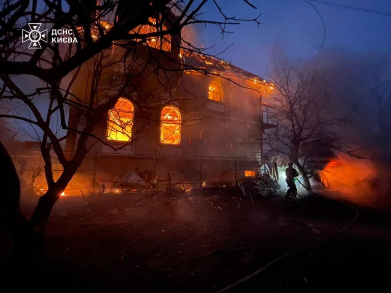 Ворог здійснив масований обстріл Києва та області (ФОТО) 4 IMG 20251227 075840 266
