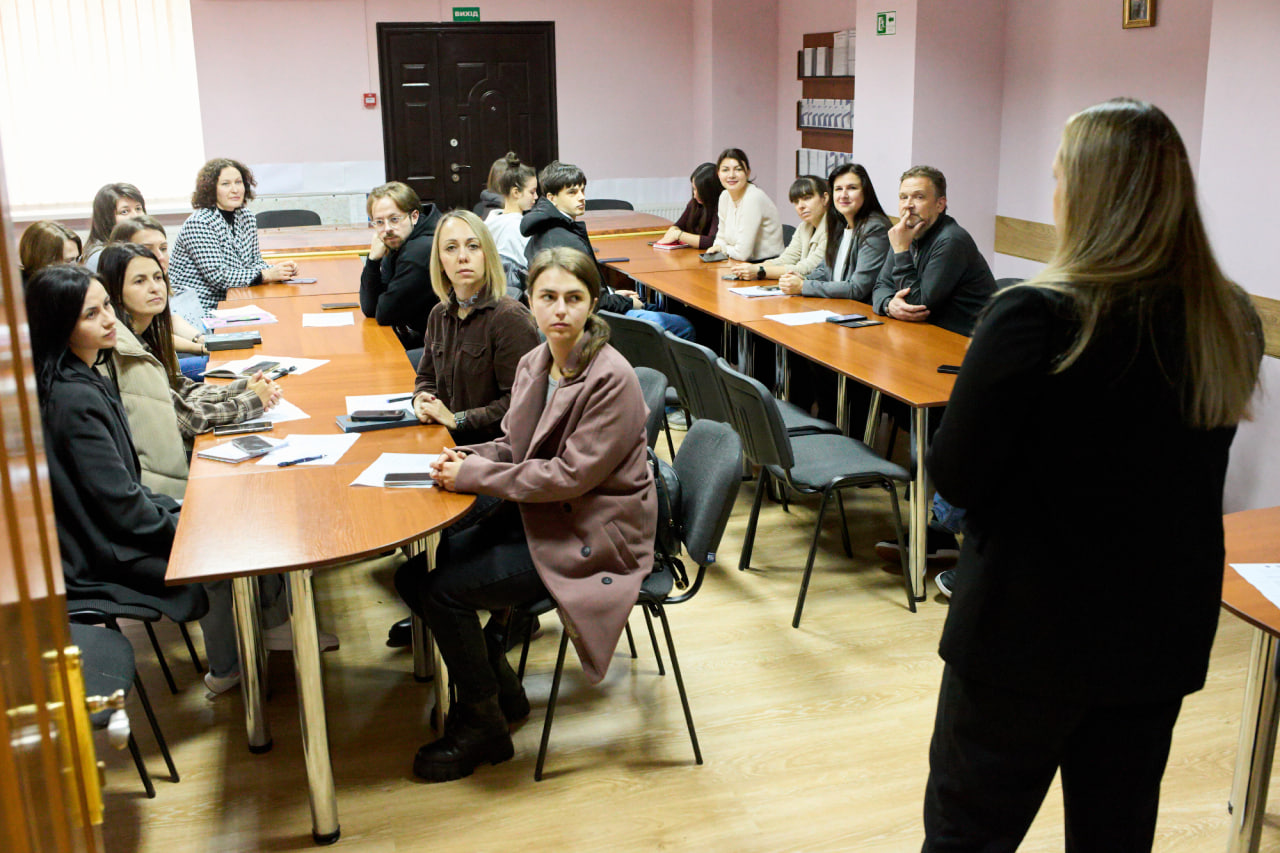 photo 2025 11 18 19 15 51