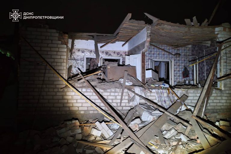 росіяни обстріляли Дніпропетровщину: загинула дитина, є постраждалі (ФОТО) 7 photo 2025 12 05 08 19 29