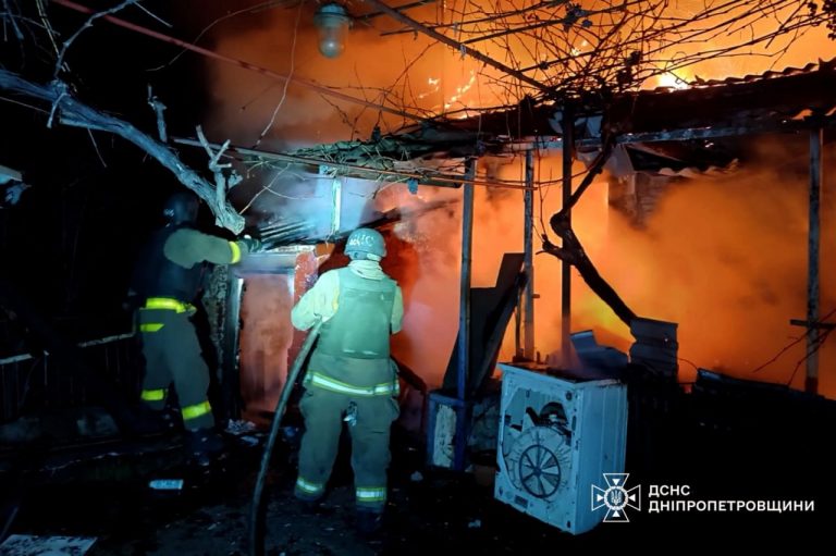 Ворог атакував Дніпропетровщину: загинув чоловік, є постраждалі (ФОТО) 9 photo 2025 12 10 08 26 02