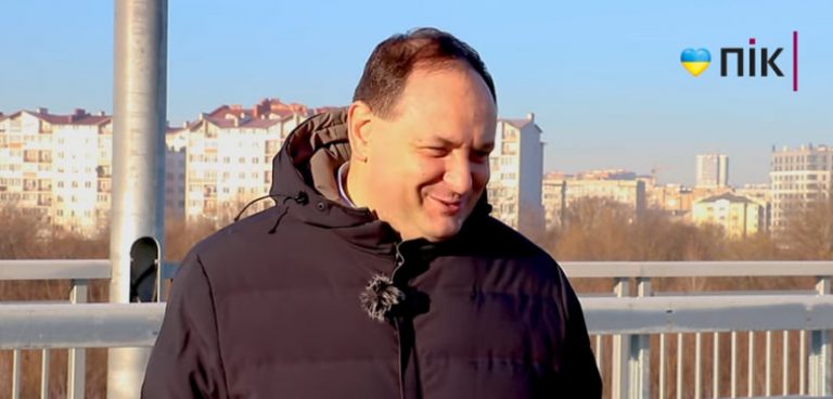 "Я не говорив, що буде відключення на 24 години", - Марцінків 1 Мер Франківська Руслан Марцінків любить поспати в новорічну ніч