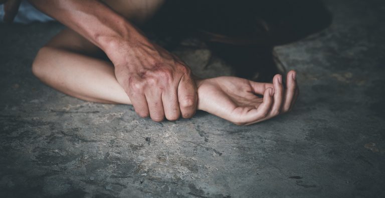 Систематичне ґвалтування дитини на Прикарпатті: прокуратура оскаржить рішення суду 9 4c2b333 depositphotos 384491438 xl