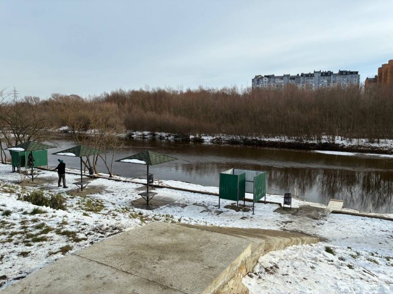 У Франківську визначили три офіційні місця для купання на Водохреща (ФОТО) 1 608658694 1451443260316398 5819719369093510635 n