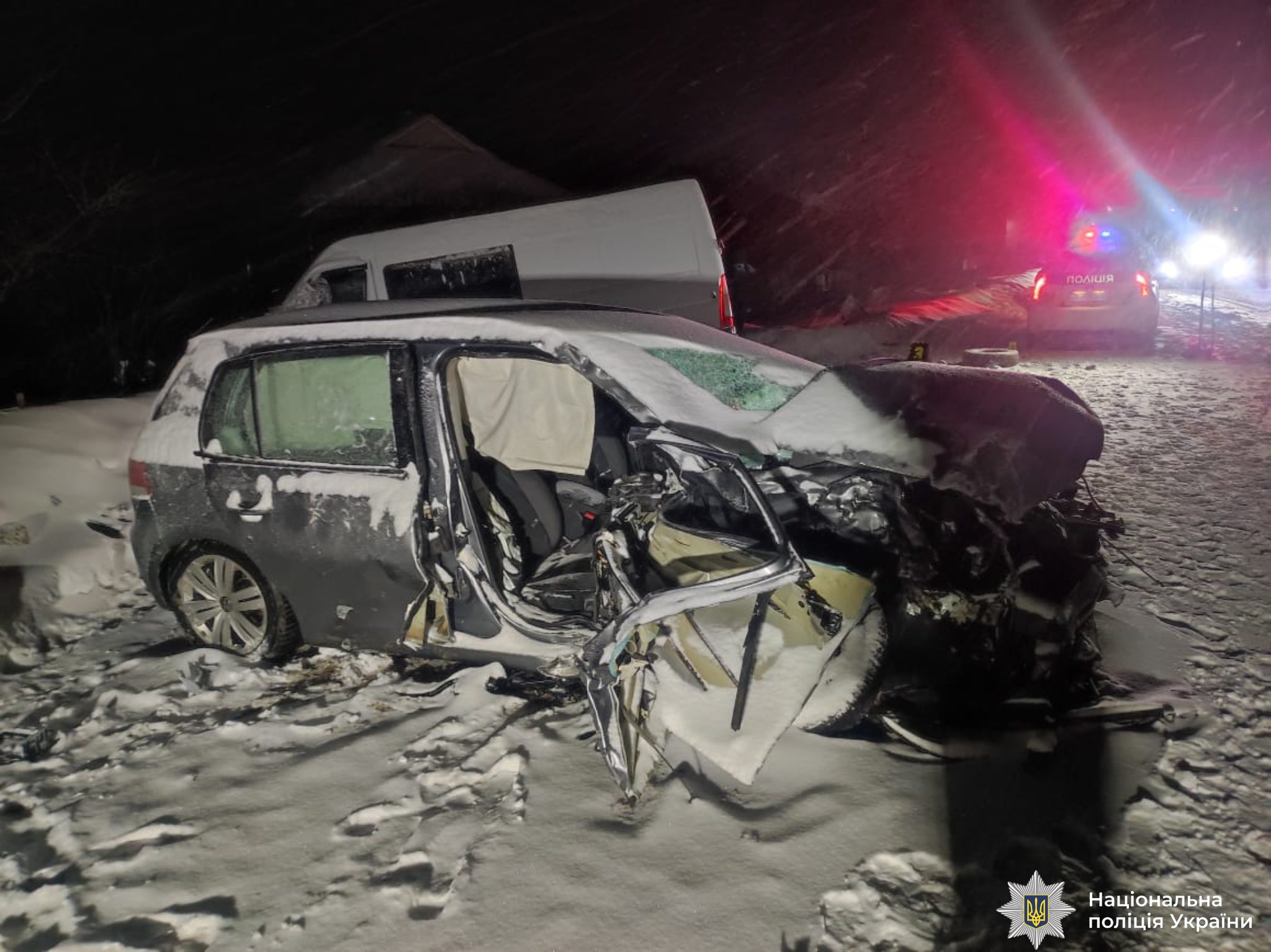 ДТП у Бурштині: травмовані семеро людей (ФОТО) 3 615483199 889351383739092 1179918292957841352 n