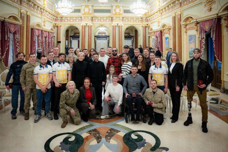 Президент відзначив орденом "За мужність" прикарпатця Андрія Бойчука (ФОТО) 5 615570099 902339158797623 3188694339097289611 n