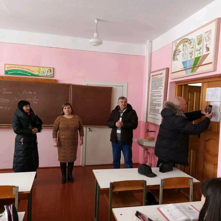 Порушення температурних режимів виявили в 37 навчальних закладах Прикарпаття 5 615809813 1189244150053452 3388109078281657999 n