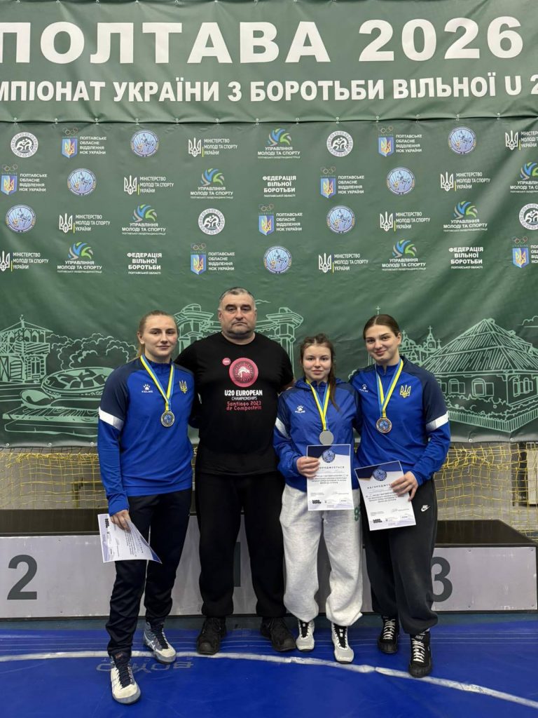 Калушанки здобули два "золота" та "бронзу"на чемпіонаті України з вільної боротьби 8 615819622 925251146693053 4970886551187894153 n