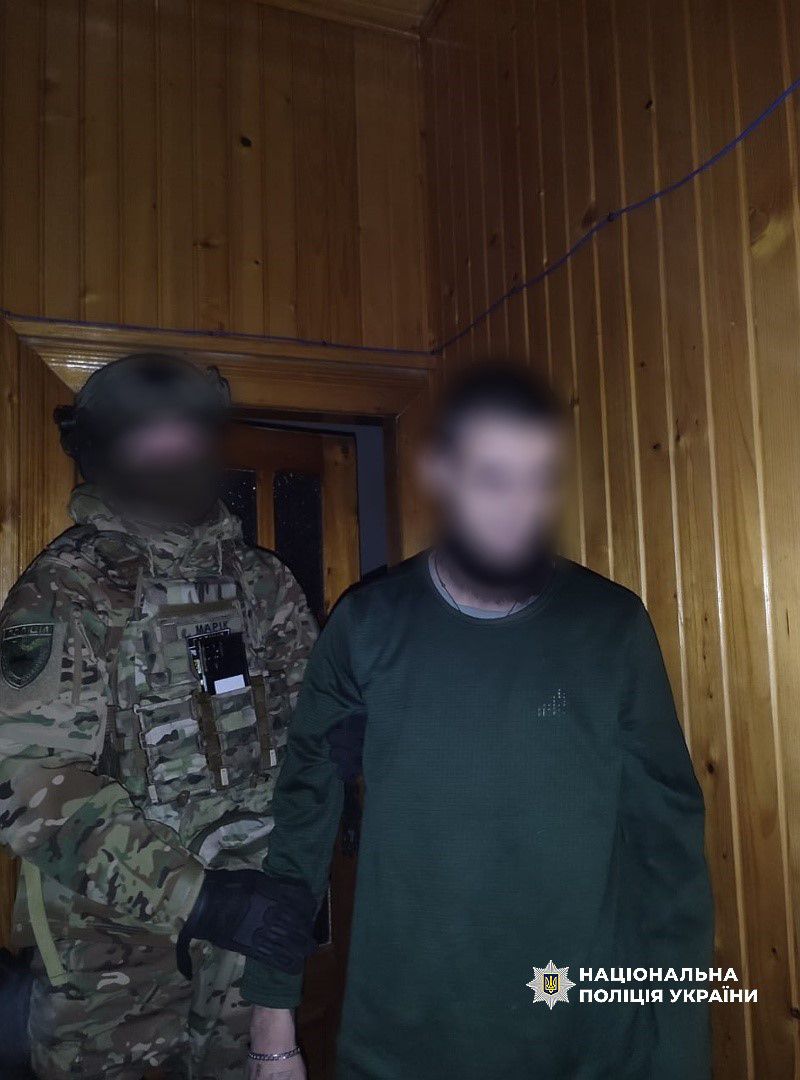 Прикарпатці викрали кошти з банківських рахунків українців на понад чверть мільйона гривень 4 616209476 895030106504553 6314221700567811371 n