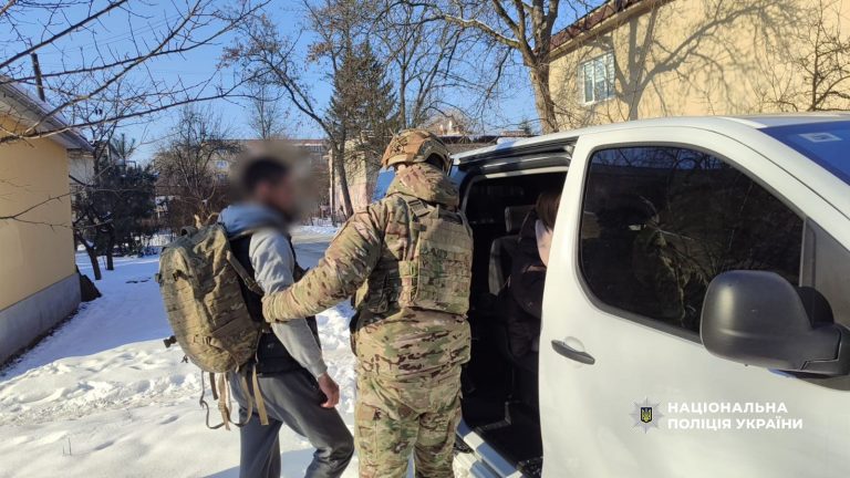 Прикарпатці викрали кошти з банківських рахунків українців на понад чверть мільйона гривень 6 616234648 895030083171222 7431453997517825343 n