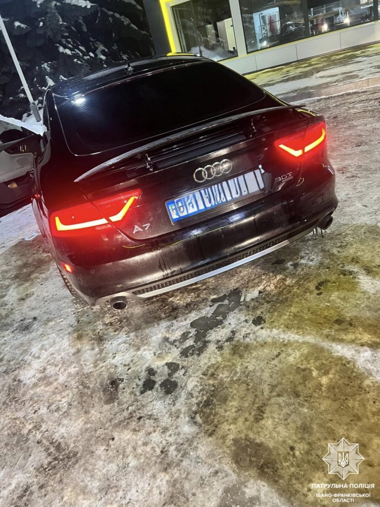 У Франківську нетвереза водійка порушила ПДР (ФОТО) 8 616485350 1349549297212678 845359488767857068 n
